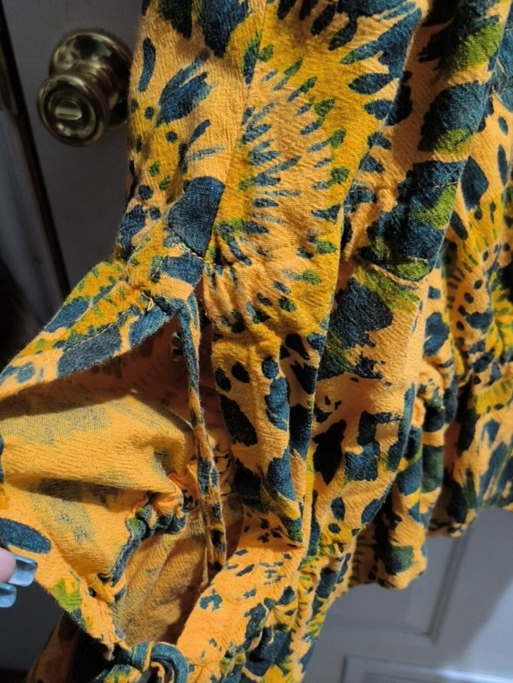 Sleeveless Yellow Tie-Dye Maxi Dress with Green Accents - Picture 3 of 3